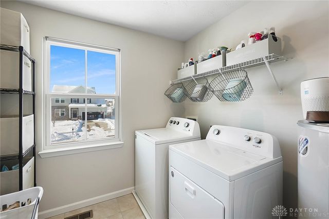 6303 Willow Oak Drive, Tipp City, OH 45371