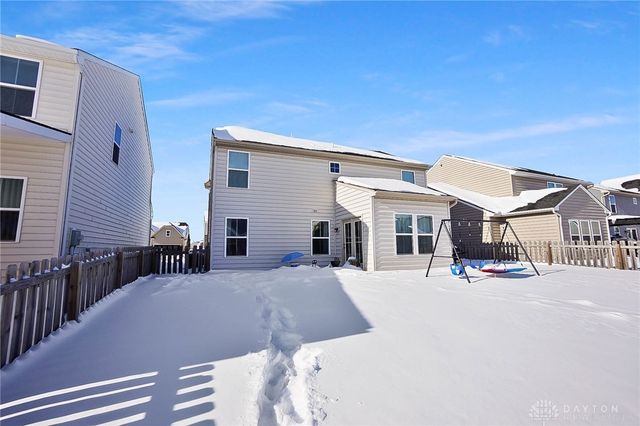 6303 Willow Oak Drive, Tipp City, OH 45371