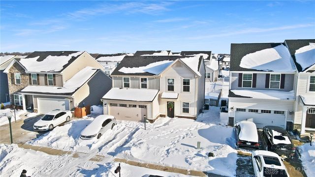 6303 Willow Oak Drive, Tipp City, OH 45371