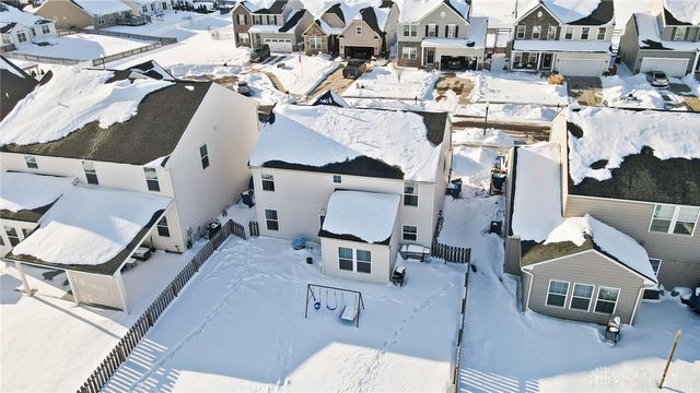 6303 Willow Oak Drive, Tipp City, OH 45371