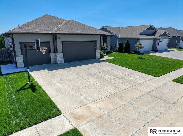 9746 S 79Th Street, Lincoln, NE 68516