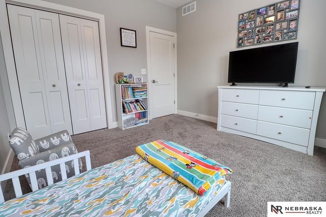 9746 S 79Th Street, Lincoln, NE 68516