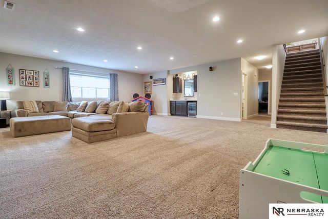 9746 S 79Th Street, Lincoln, NE 68516