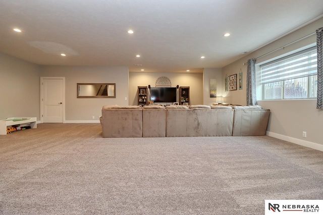 9746 S 79Th Street, Lincoln, NE 68516