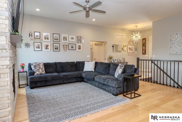 9746 S 79Th Street, Lincoln, NE 68516