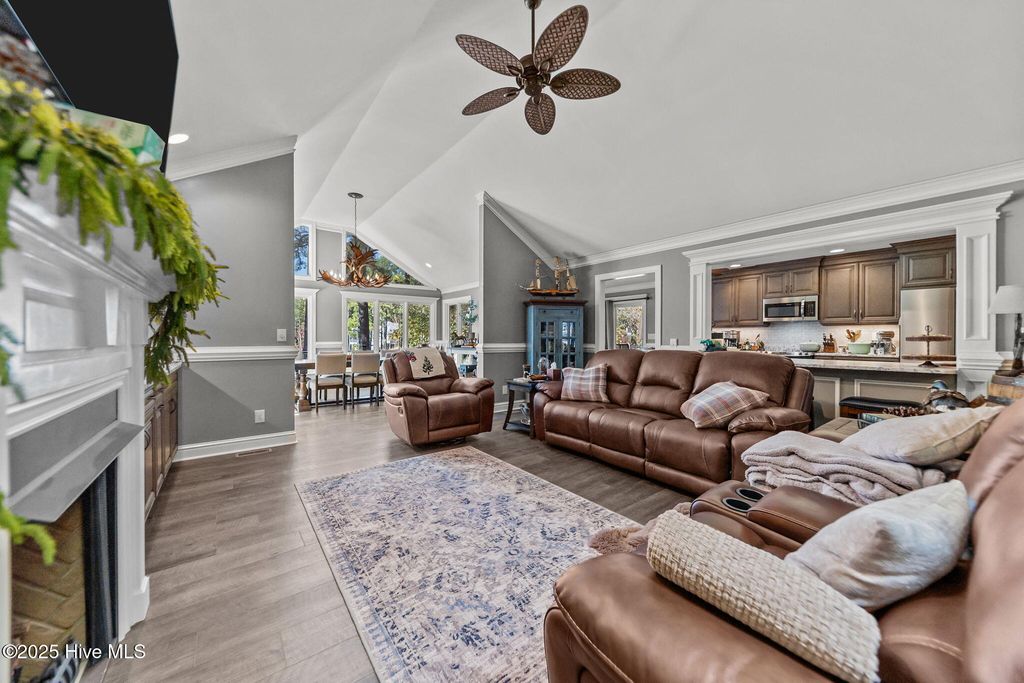 Image 5 of property listing at 149 Owens Circle, West End, NC 27376