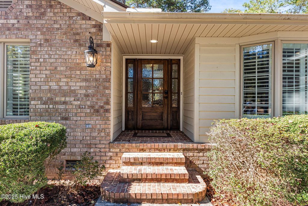 Image 7 of property listing at 149 Owens Circle, West End, NC 27376