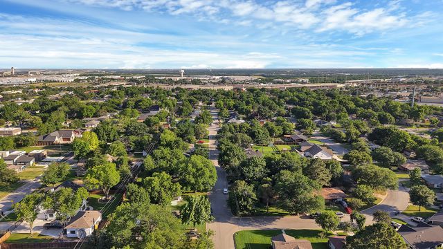 1103 Bellaire Drive, Grapevine, TX 76051