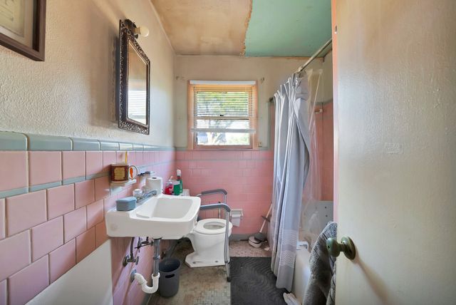 1103 Bellaire Drive, Grapevine, TX 76051