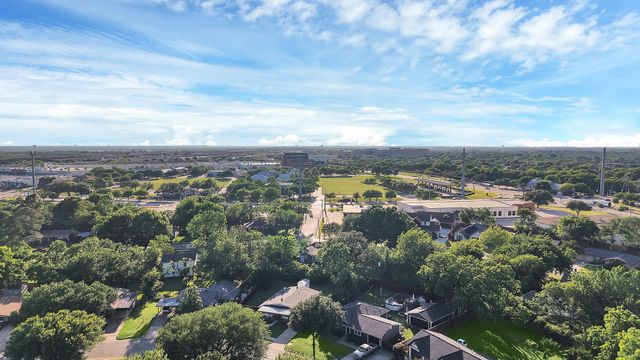 1103 Bellaire Drive, Grapevine, TX 76051