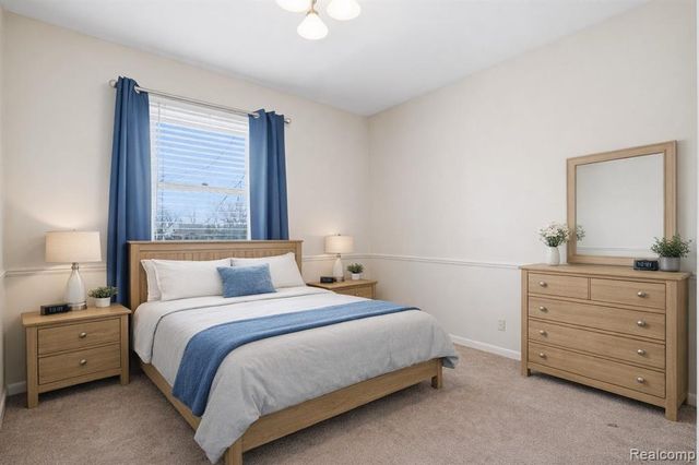 5370 Edgelake Drive, Pinckney, MI 48169