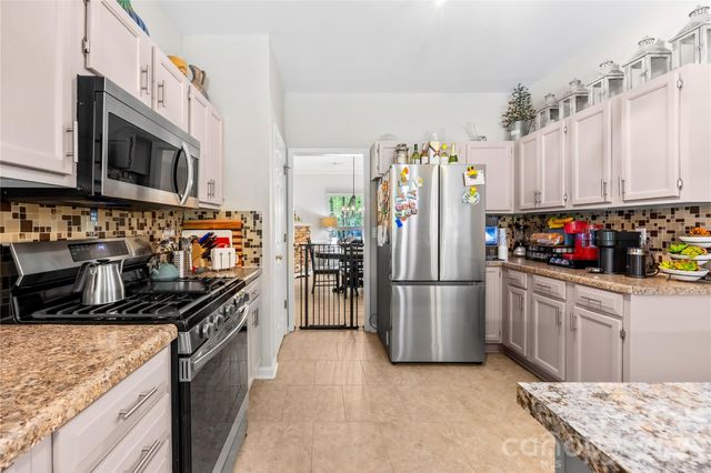 1363 Yorkshire Place NW, Concord, NC 28027