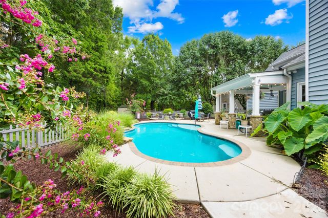 1363 Yorkshire Place NW, Concord, NC 28027