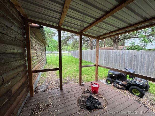 1509 Pawnee Avenue, Hartshorne, OK 74547