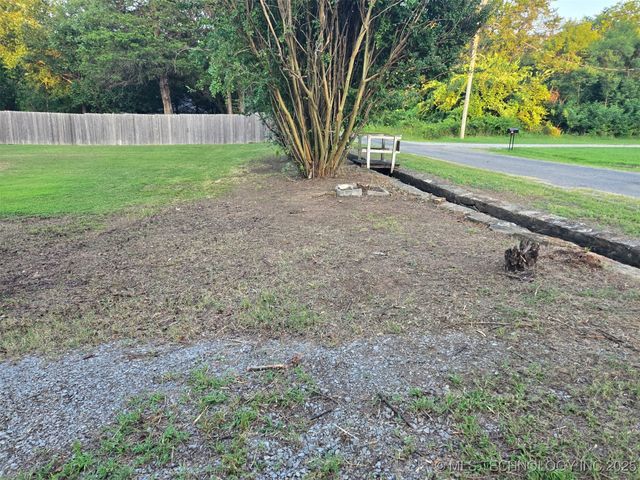 1509 Pawnee Avenue, Hartshorne, OK 74547