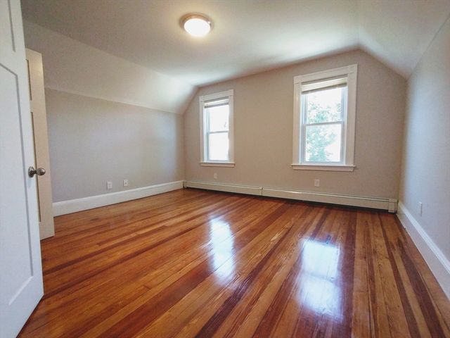 11 Bay State Ave 2, Somerville, MA 02144