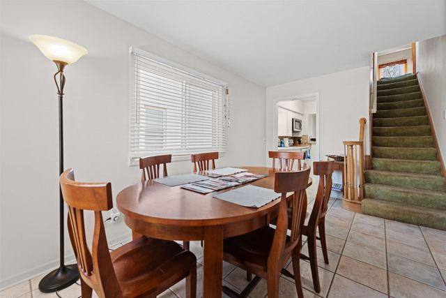 1330 Beaconsfield Street, Grosse Pointe, MI 48230