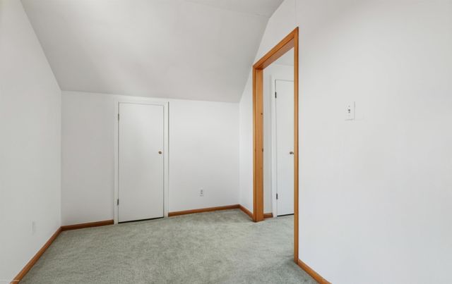 1330 Beaconsfield Street, Grosse Pointe, MI 48230