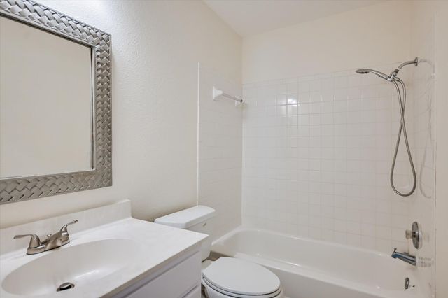17205 Guana Cay DR, Round Rock, TX 78664
