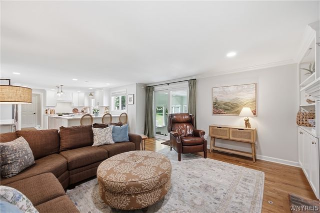 4370 Autumn, Clarence, NY 14031