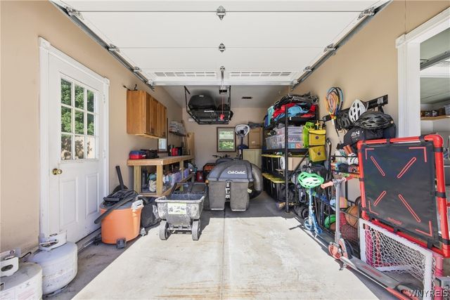 4370 Autumn, Clarence, NY 14031