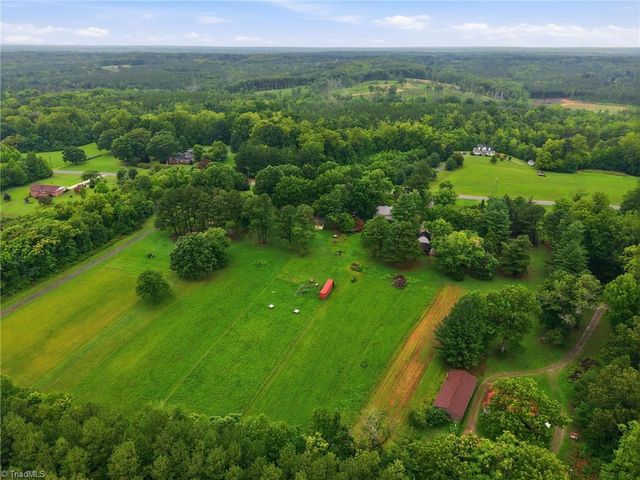 8643 NC Highway 150, Reidsville, NC 27320