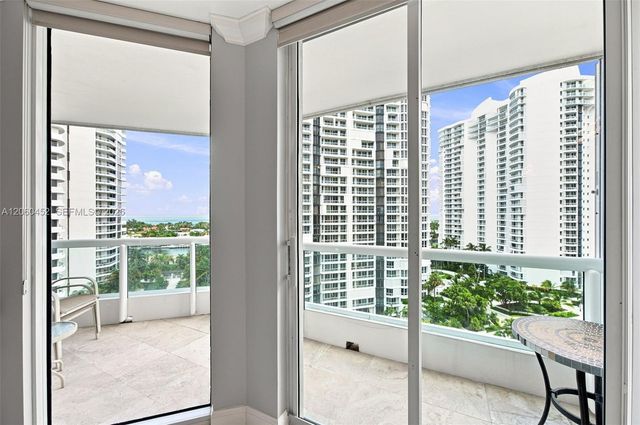 21205 Yacht Club Drive 1502, Aventura, FL 33180