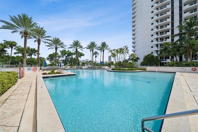 21205 Yacht Club Drive 1502, Aventura, FL 33180