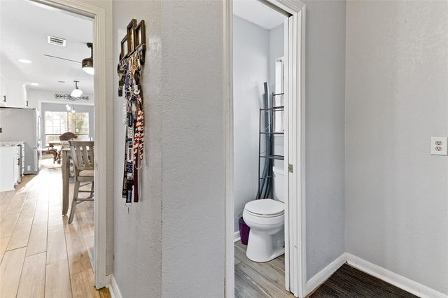 105 Poinciana Street Street, Lake Jackson, TX 77566