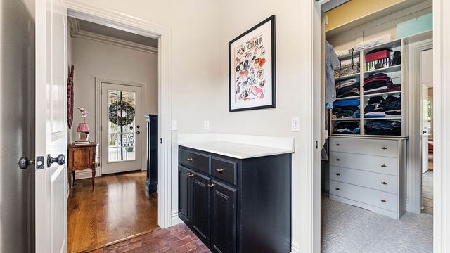 4302 W Willowbend Drive, Rogers, AR 72758