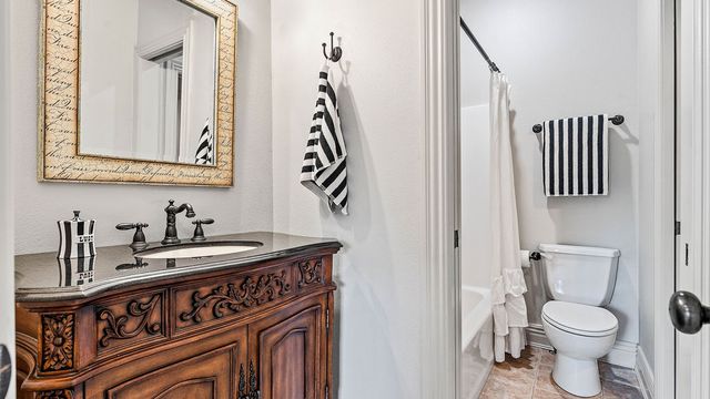 4302 W Willowbend Drive, Rogers, AR 72758
