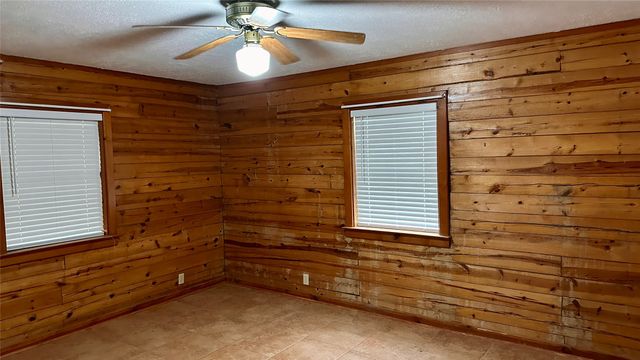 126 N Garza Road, Shady Shores, TX 76208