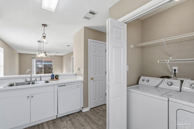 1099 Antigua Cir, Pensacola, FL 32506