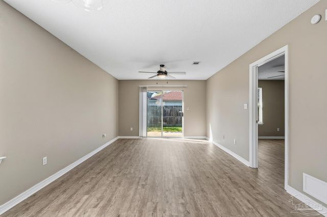 1099 Antigua Cir, Pensacola, FL 32506