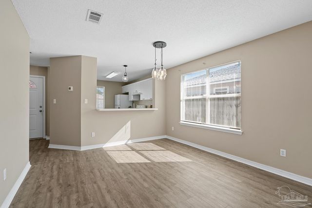 1099 Antigua Cir, Pensacola, FL 32506