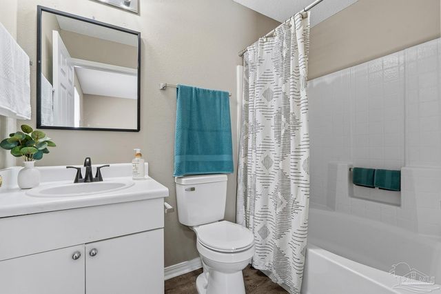 1099 Antigua Cir, Pensacola, FL 32506