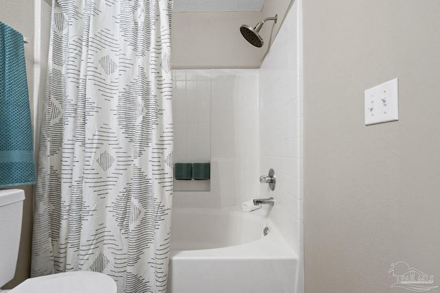 1099 Antigua Cir, Pensacola, FL 32506