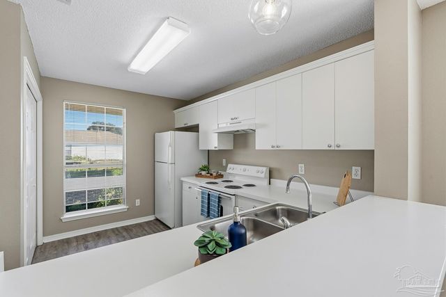 1099 Antigua Cir, Pensacola, FL 32506