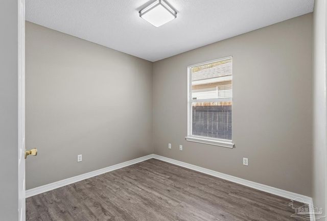 1099 Antigua Cir, Pensacola, FL 32506