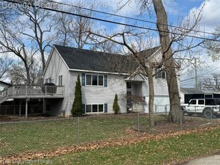 2365 Hartford Avenue, Waterford Charter Township, MI 48327