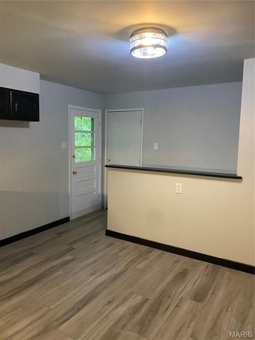 922 Everglade Court, St Louis, MO 63137