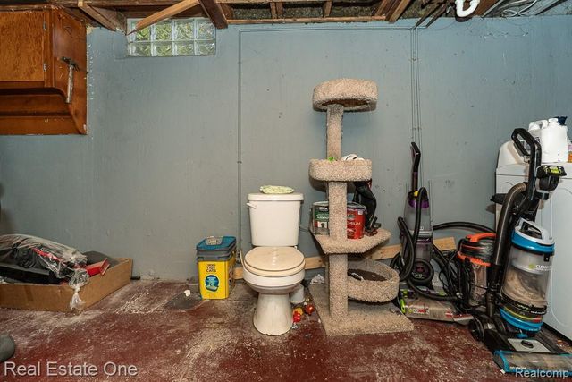 9012 Roosevelt Street, Taylor, MI 48180