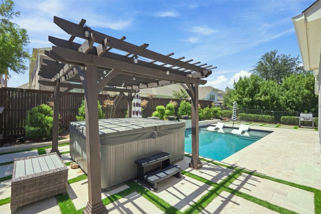 1317 Mary Horn Drive, Aubrey, TX 76227