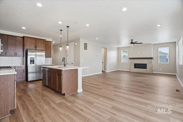 551 Thurso Ln, Middleton, ID 83644