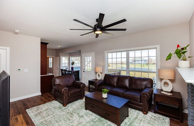 12415 NW 110th Avenue, Granger, IA 50109