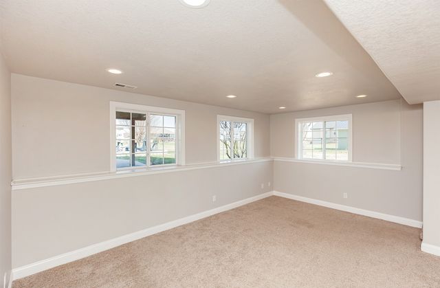 12415 NW 110th Avenue, Granger, IA 50109