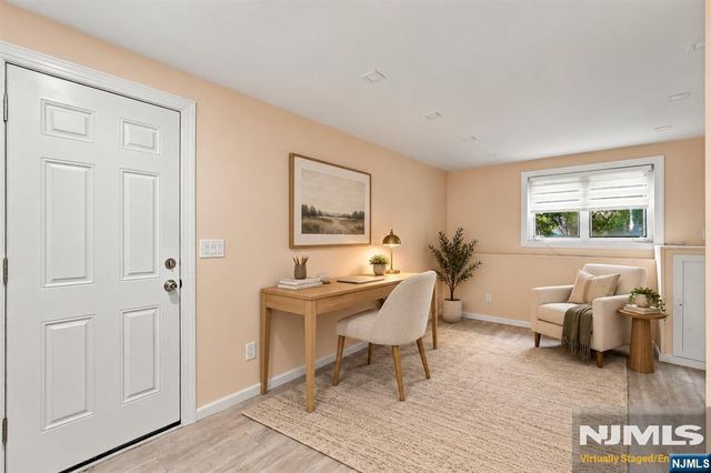 29 Addison Place, Ho-ho-kus, NJ 07423