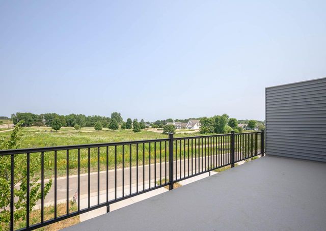 10116 Mosaic Way, Middleton, WI 53562