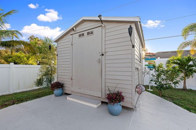 1658 SW Gemini Lane, Port St Lucie, FL 34984