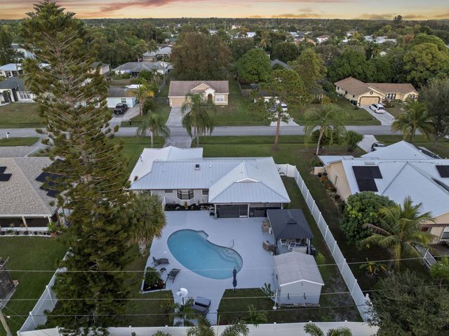 1658 SW Gemini Lane, Port St Lucie, FL 34984